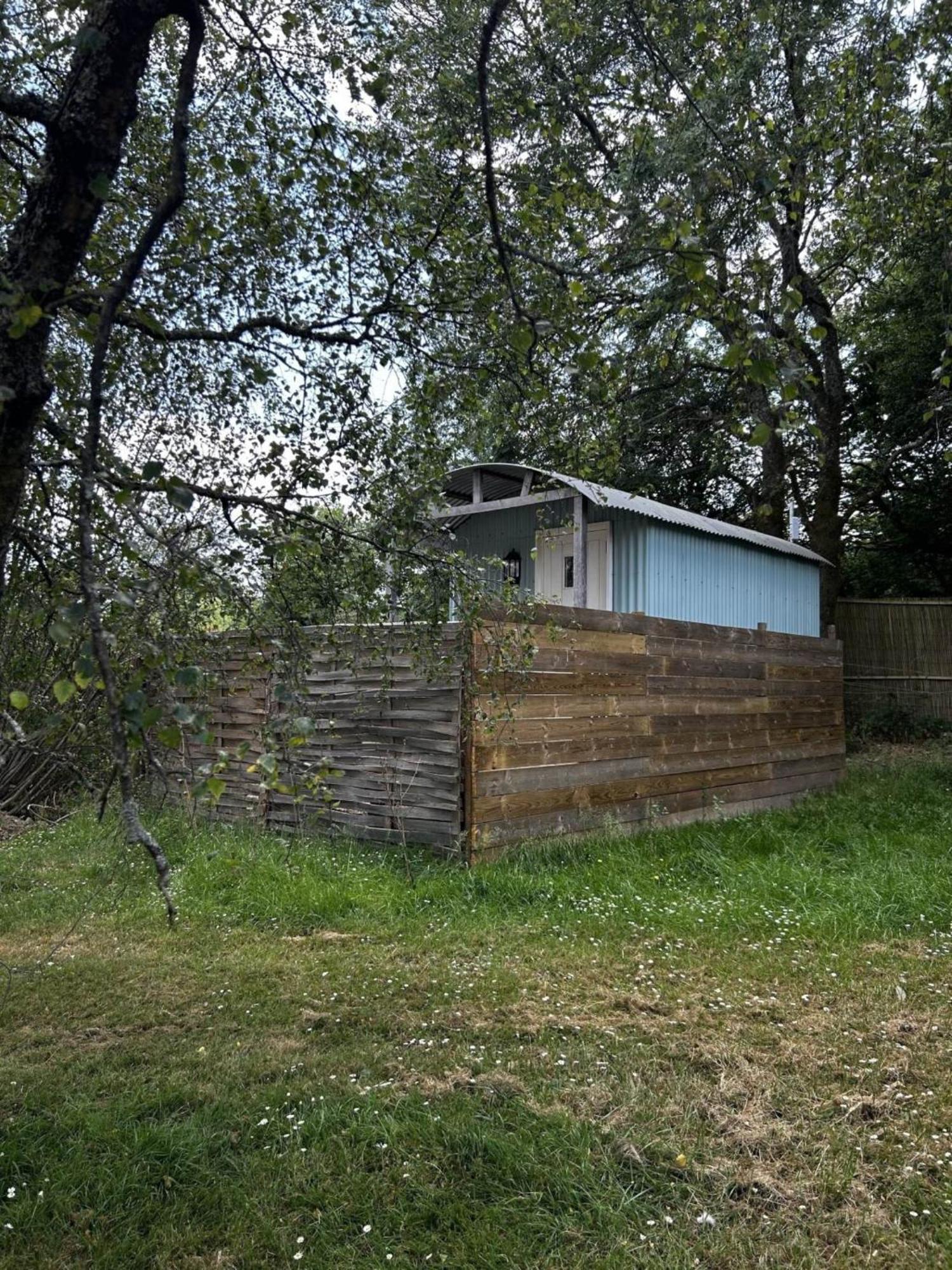 Sumners Ponds Fishery & Campsite Hotel Horsham Luaran gambar